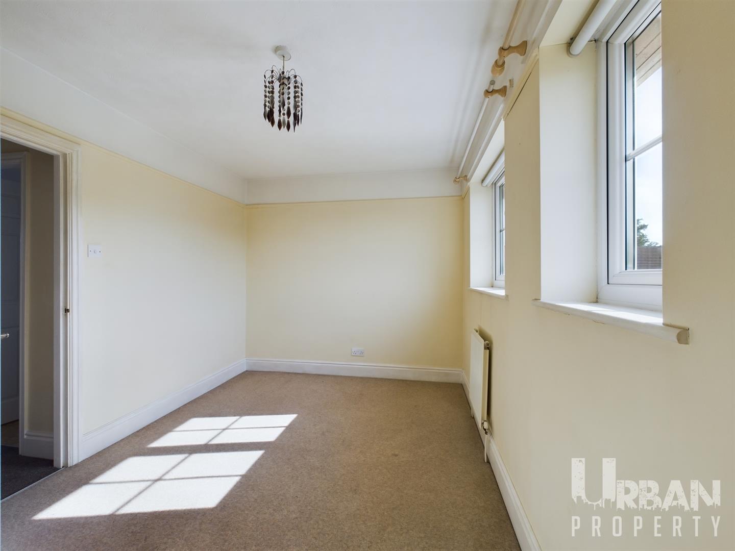 Whitethorn Way, Hull Urban Property